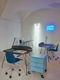 Kartell Rollcontainer Mobil Mit 3 Schubladen 4 Kartell Rollcontainer Mobil Mit 3 Schubladen – Bild 2