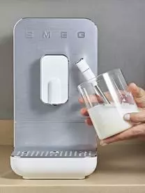 Smeg Kaffeemaschine 50's Style 17 Smeg Kaffeemaschine 50's Style – Bild 15