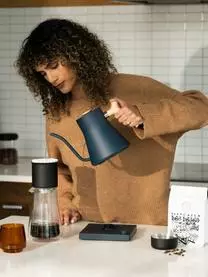 Fellow Kaffeedripper Und Karaffe-Set Stagg, 2-tlg. 5 Fellow Kaffeedripper Und Karaffe-Set Stagg, 2-tlg. – Bild 3