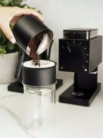 Fellow Kaffeedripper Und Abtropfbecher-Set Stagg, 2-tlg. 4 Fellow Kaffeedripper Und Abtropfbecher-Set Stagg, 2-tlg. – Bild 2